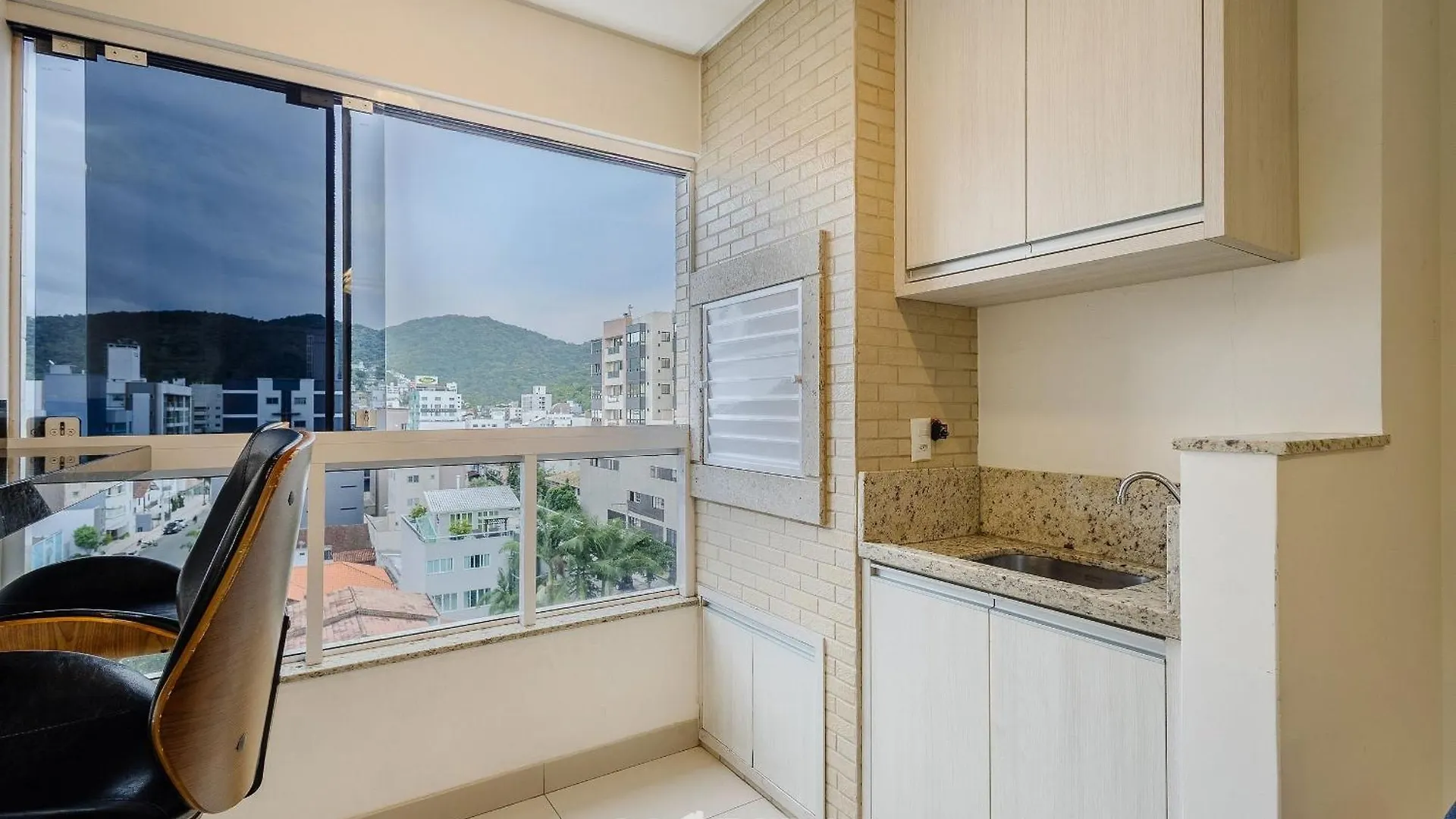 Apto 2Q Churrasq. Garagem 550M Da Praia Zuc0703 Balneario Camboriu